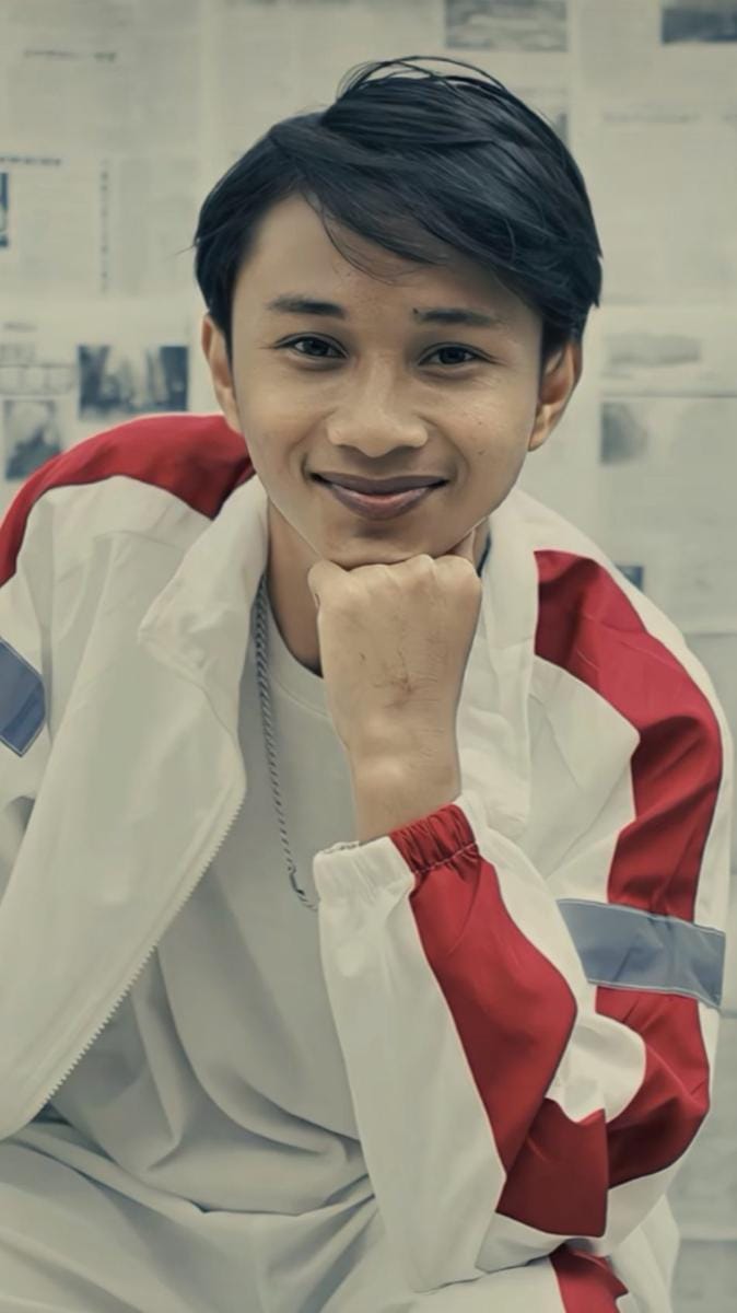 Fajar Sadboy (tiktok.com/fajarlabatjo)