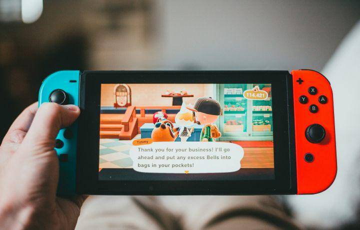 Harga Nintendo Switch makin murah (unsplash.com/@introspectivedsgn)