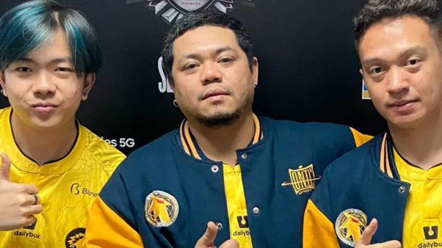 (Eksklusif) Alasan Coach Yeb Stay di Indonesia Bareng ONIC Esports