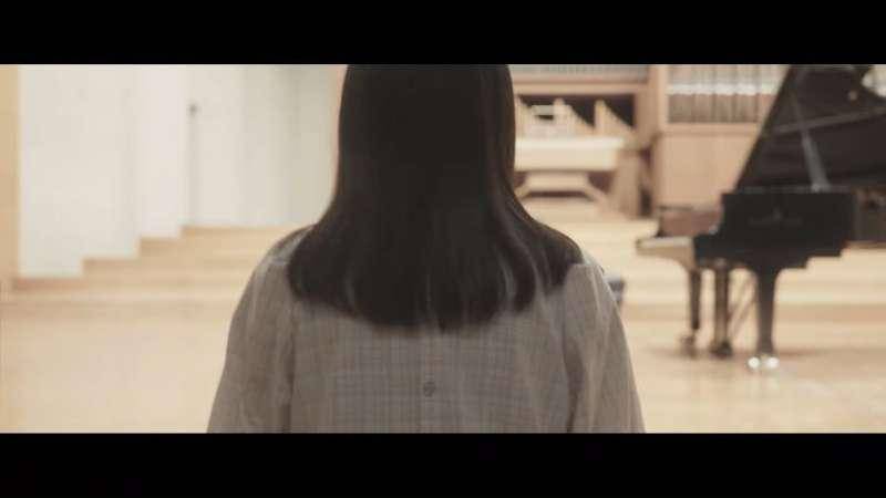 Gadis dari teaser 2 | Sumber: YouTube KING AMUSEMENT CREATIVE official channel