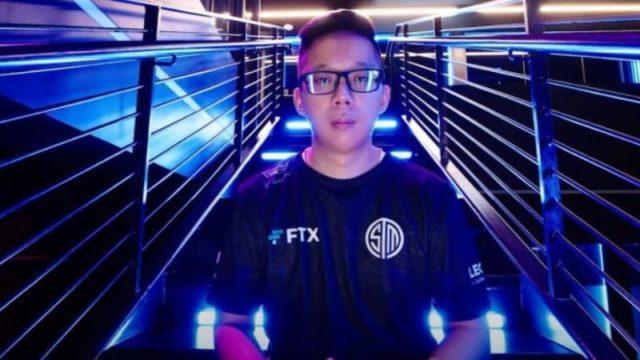 Coach TSM Dota 2 Gunakan Quotes dari Anime Blue Prison: Blue Lock!