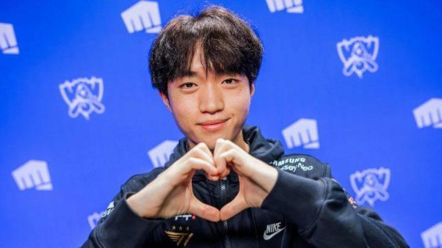 Permintaan Maaf dari T1 Keria karena Mengganti Skin Worlds-nya Dimenit Terakhir
