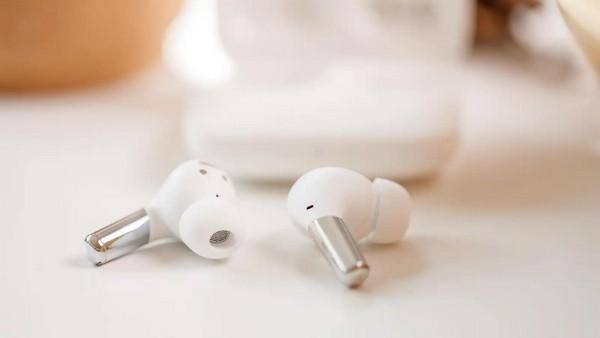 OnePlus Buds Pro (Tech Advisor)