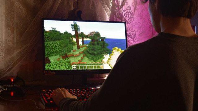 Kebanyakan Nge-game? Jangan Lupa Lakukan 5 Hal Ini Agar Tetap Sehat!