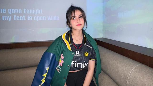 5 Fakta Menarik ONIC Anisa Rahim, BA Onic yang Cantik!