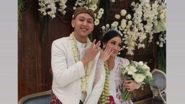 Kabar Gembira, Microboy Resmi Menikah di Bulan Penuh Cinta!