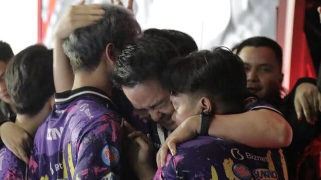 RRQ Hoshi Tereliminasi dari M6, Pak AP: Maaf Buat Kalian Kecewa