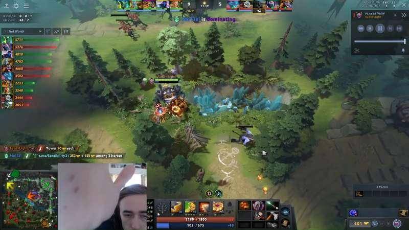 Quinn memperlihatkan lukanya | Sumber: Twitch Quinndota