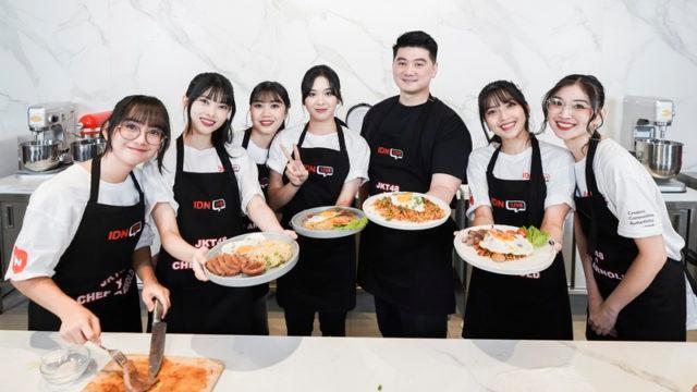 Teman Masak: JKT48 x Chef Arnold Berlangsung Sukses di IDN Live