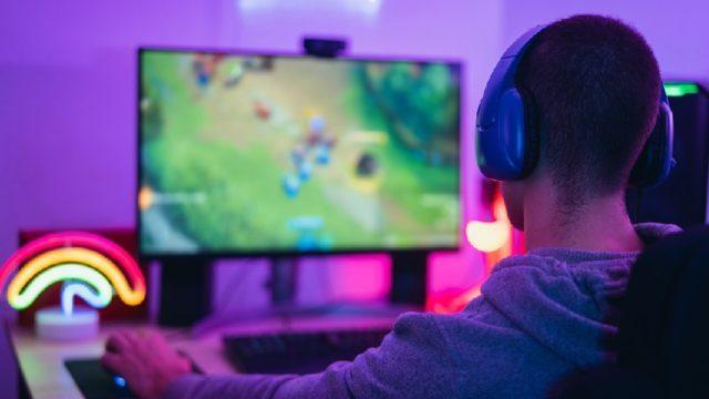 [OPINI] Pengaruh Device dengan Performa Tim di Pertandingan Esports