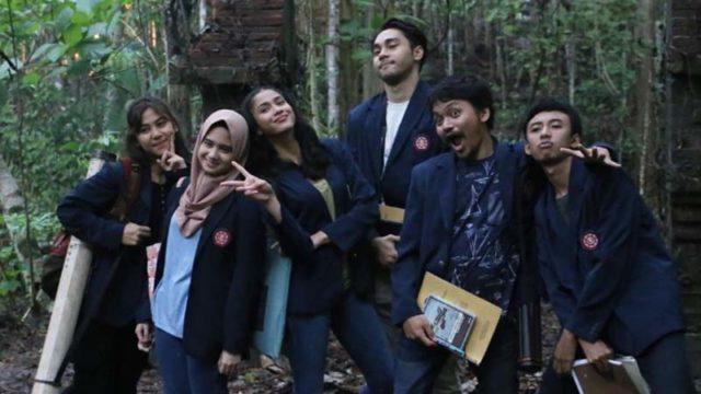 Teka-teki Lokasi dan Tokoh Asli KKN di Desa Penari, Ini Beberapa Teorinya!