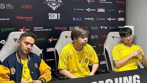 ONIC Butsss, ONIC Drian, dan ONIC CW. Foto: GGWP.ID