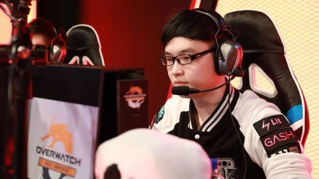 Restia, Ex-Pro Player Overwatch Banting Setir Jadi Streamer Apex