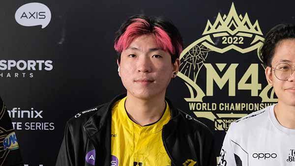 ONIC SamoHt di sesi interview bersama media sebelum pertandingan di Day 6 Kncokout Stage M4 World Championship pada Kamis (12/1/2023). Foto: GGWP.ID