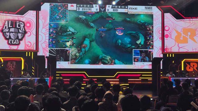 RRQ Hoshi Kalahkan Alter Ego, Ketat di Game Pertama