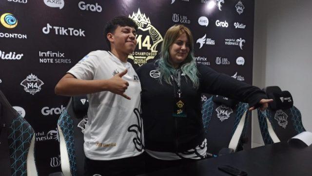 Jadi Pelatih Wanita S11 Gaming di M4, Secretaria Ungkap Kesulitannya
