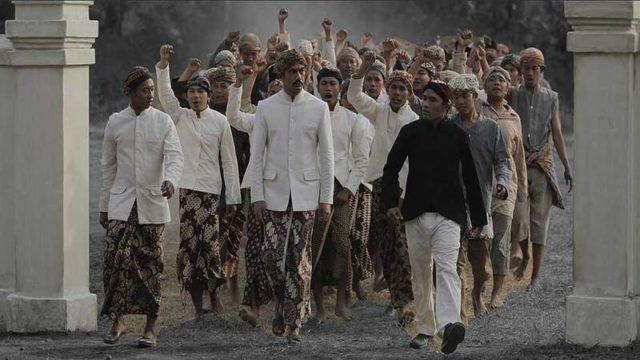 Seperti Melihat Kilas Balik, Berikut Film Indonesia Bertemakan Sejarah!