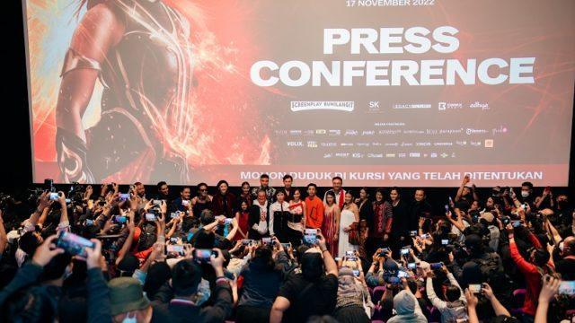 Sri Asih Tayang 17 November, Jadi Film Superhero Wanita Pertama Indonesia