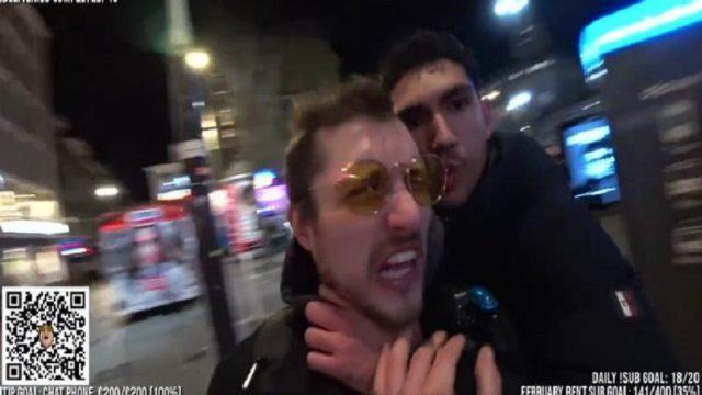 Lagi Streaming di Twitch, Orang ini Dicekik Sampai Pingsan!