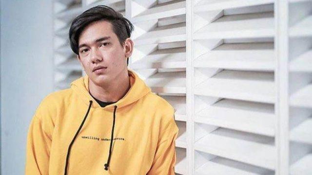 4 Film Adipati Dolken Terbaik dan Terpopuler, Sudah Nonton?