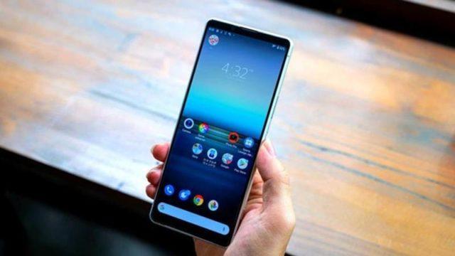 5 HP Sony Terbaik dengan PPI Layar Tertinggi