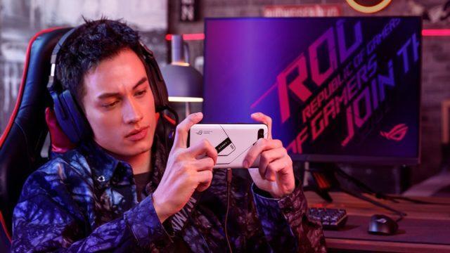 ROG Phone 5 Ultimate Kini Hadir untuk Pasar Indonesia