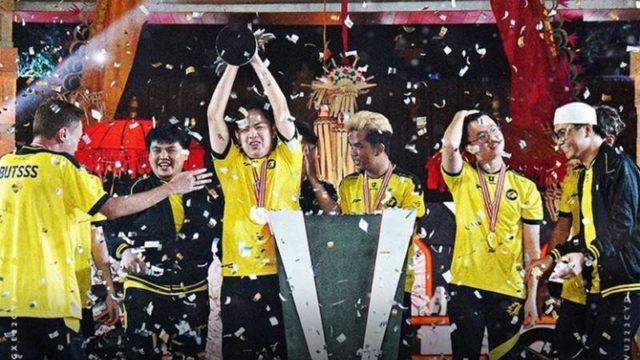 Bertarung Sengit dengan RRQ, Onic Raih Juara MPL Season 8!
