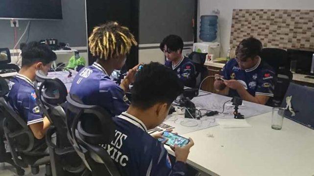 EVOS vs RRQ MPL S8 Week 8, Tim Macan Putih Menang 2-0!