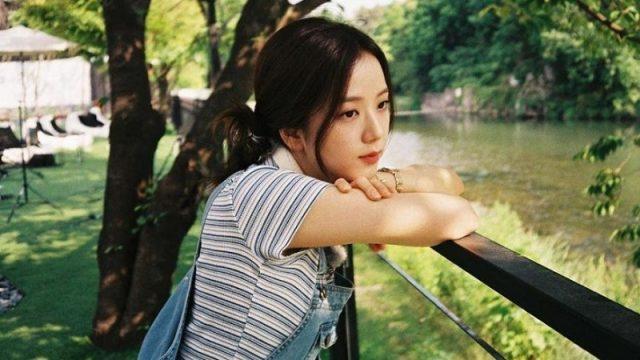 Karena COVID-19, Drama Snowdrop yang Diperankan Jisoo Ditunda