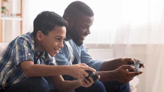 5 Peran Orang Tua dalam Mendampingi Anak yang Suka Main Game