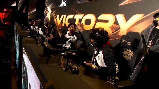 Playoff M3: Todak Hentikan Agresi Keras NAVI 3-2