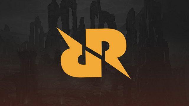 Uus Kaget Lihat Pencapaian dan Gaji Tim RRQ, "Gue Mau Latihan Esports..."