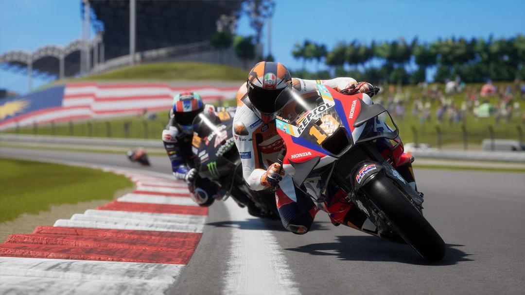 fitur-motogp-25-3.jpg
