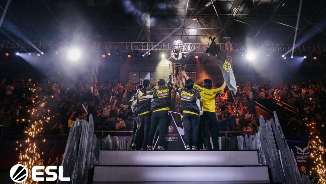 ONIC PH Juara ESL SPS Mobile Masters MLBB 2025.jpg