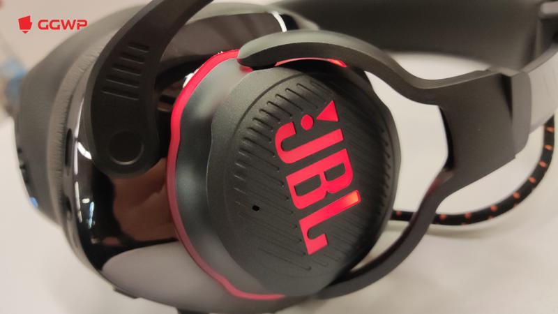 Lampu RGB JBL Quantum 810