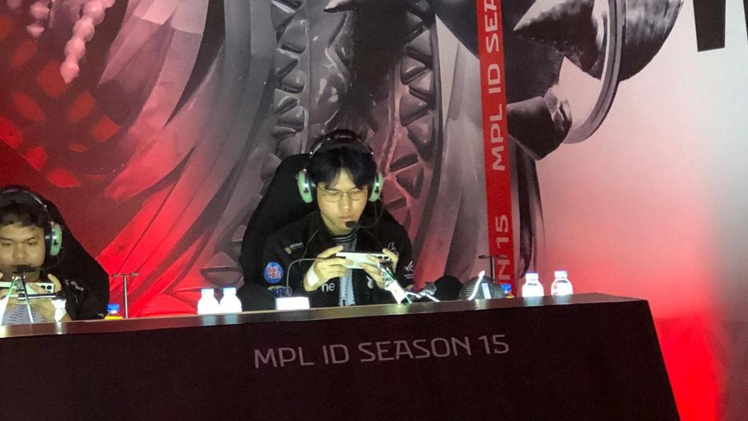 Hasil MPL ID S15 W7 EVOS vs RRQ feature.jpg