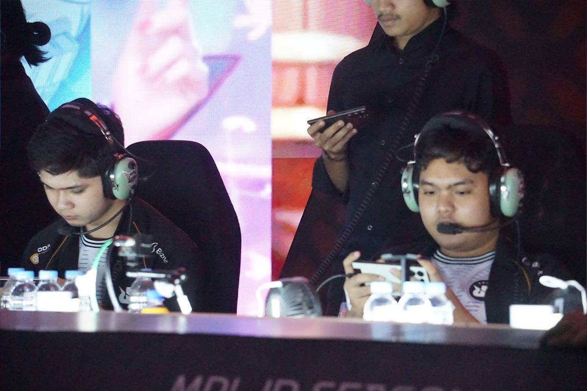 Hasil-MPL-ID-S15-W8-Alter-Ego-vs-RRQ-1.jpg