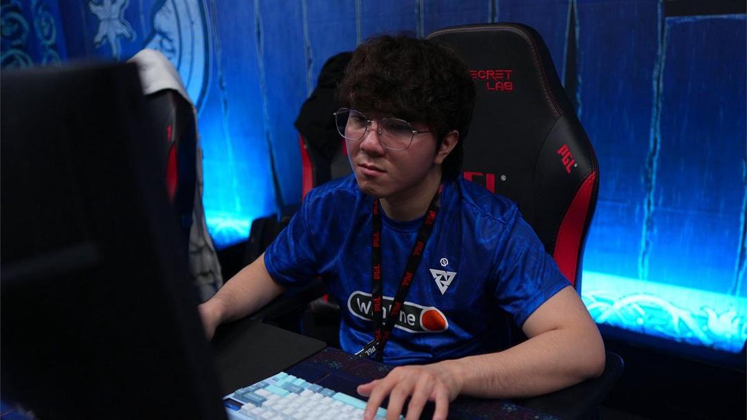 Player To Watch Whitemon 1.jpg