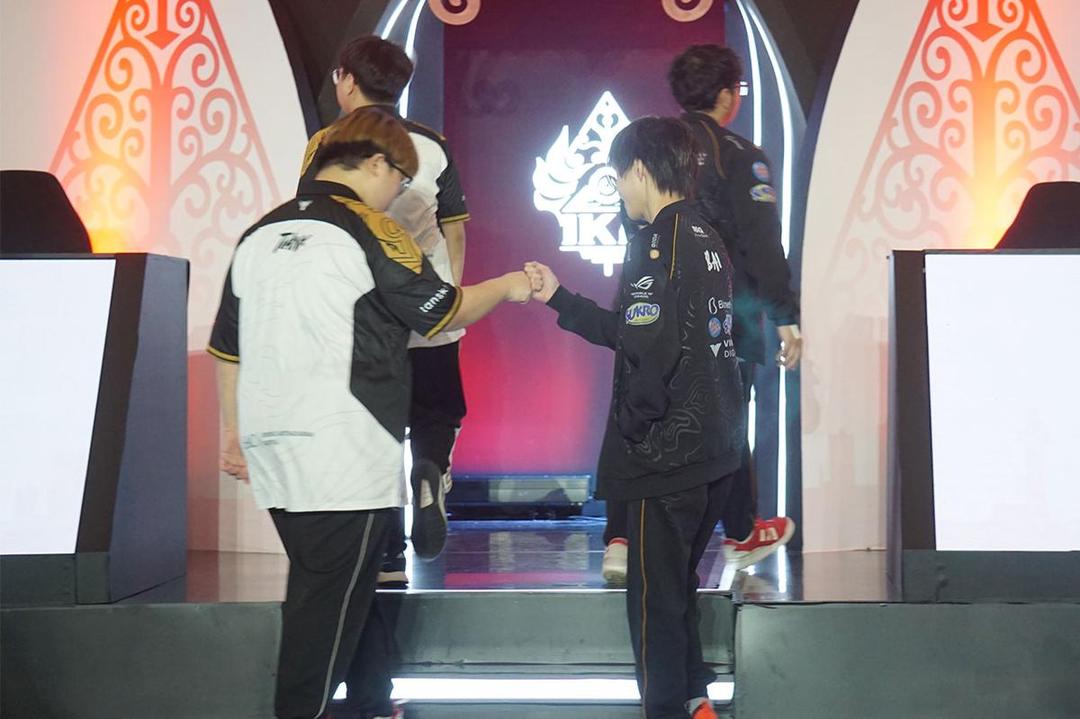Hasil Playoff IKL 2025 Spring Dominator vs RRQ: Dominator Mendominasi!