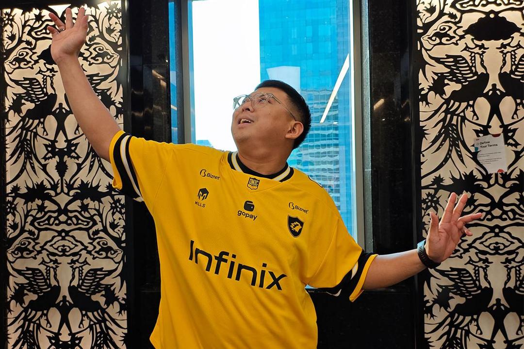 Review Jersey ONIC Esports 2025, Meta Baru Jersey Esports?