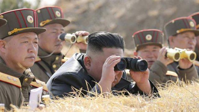 Gak Boleh Pake Jeans? Ini 5 Aturan Aneh Korea Utara yang Gak Masuk Akal