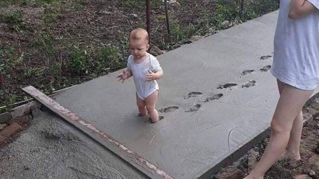 Kocak, 6 Potret Tingkah Polos Anak Kecil Ini Bikin Ngakak Abis!