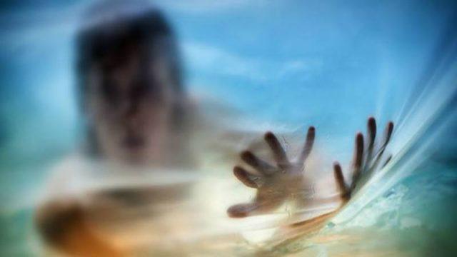 Video Pocong Lompat Tanpa Menyentuh Tanah, Bikin Merinding!
