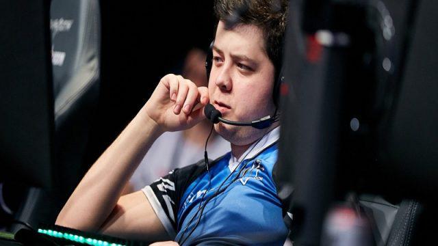 Pemain Support Veteran Ini Menjadi Stand-in untuk HellRaisers di Dota Summit 11!