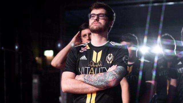Pro Player Ini Diturunkan dari Tim Utama! Bakal Dipecat?