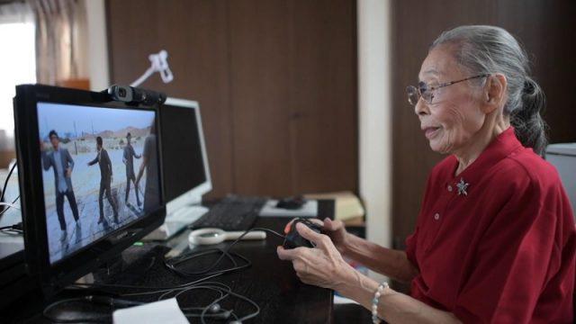Perkenalkan! Hamako Mori, Nenek 90 Tahun Si Gamer Youtuber Tertua!