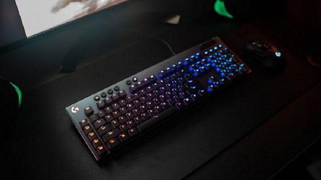 Ngegame Makin Asoy, Logitech G Persembahkan Keyboard Gaming G813 Lightsync RGB!