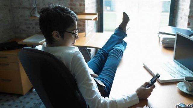 Ini yang Kamu Perlukan Agar Nyaman Saat Social Distancing di Rumah!