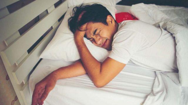 Gamer Sering Merasa Lelah Ketika Baru Bangun Tidur? Ini Penyebabnya!