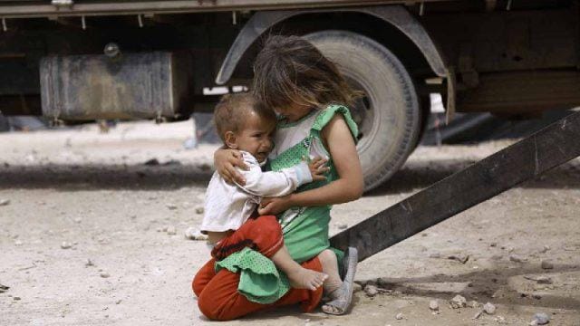 Dua Belas Foto Memilukan Berbagai Negara yang Bikin Kamu Bersyukur Tinggal di Indonesia